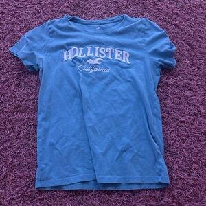 hollister blue t-shirt